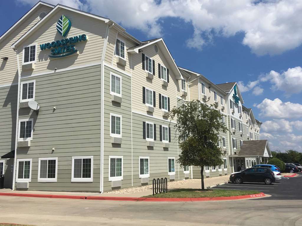 Woodspring Suites Topeka Buitenkant foto