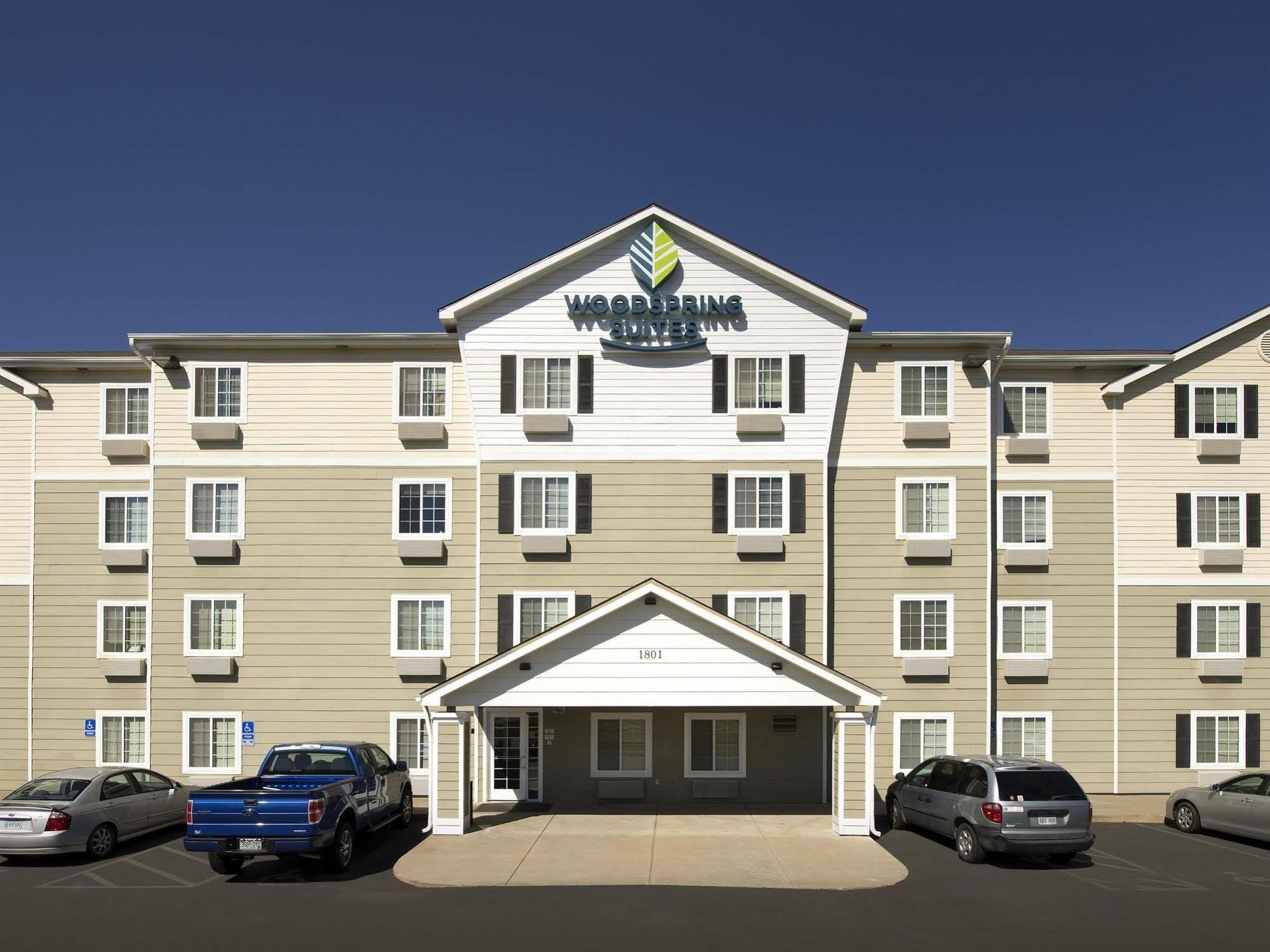Woodspring Suites Topeka Buitenkant foto